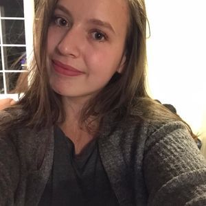 Meet your Posher, Eva